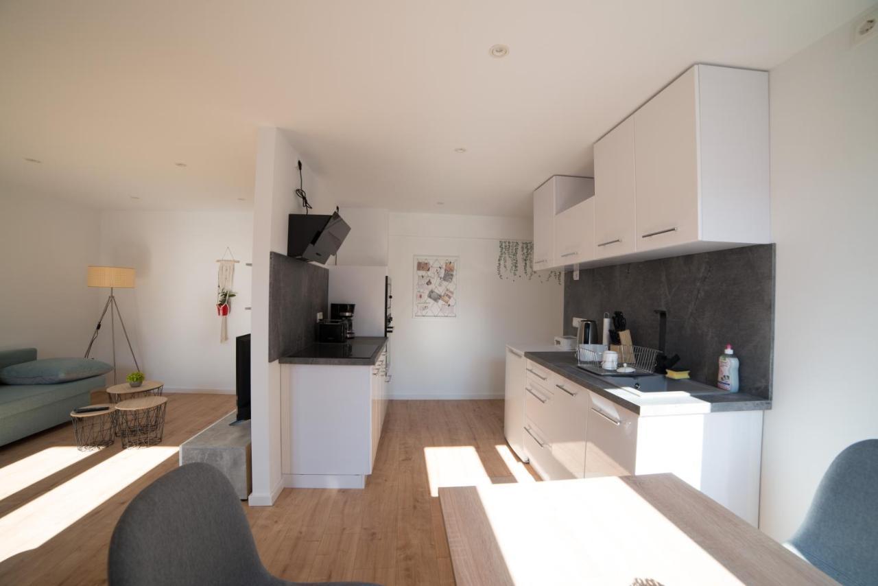 Schoene Ferienwohnung 54 M², Zentrumsnah, Kingbett Erfurt Exterior foto