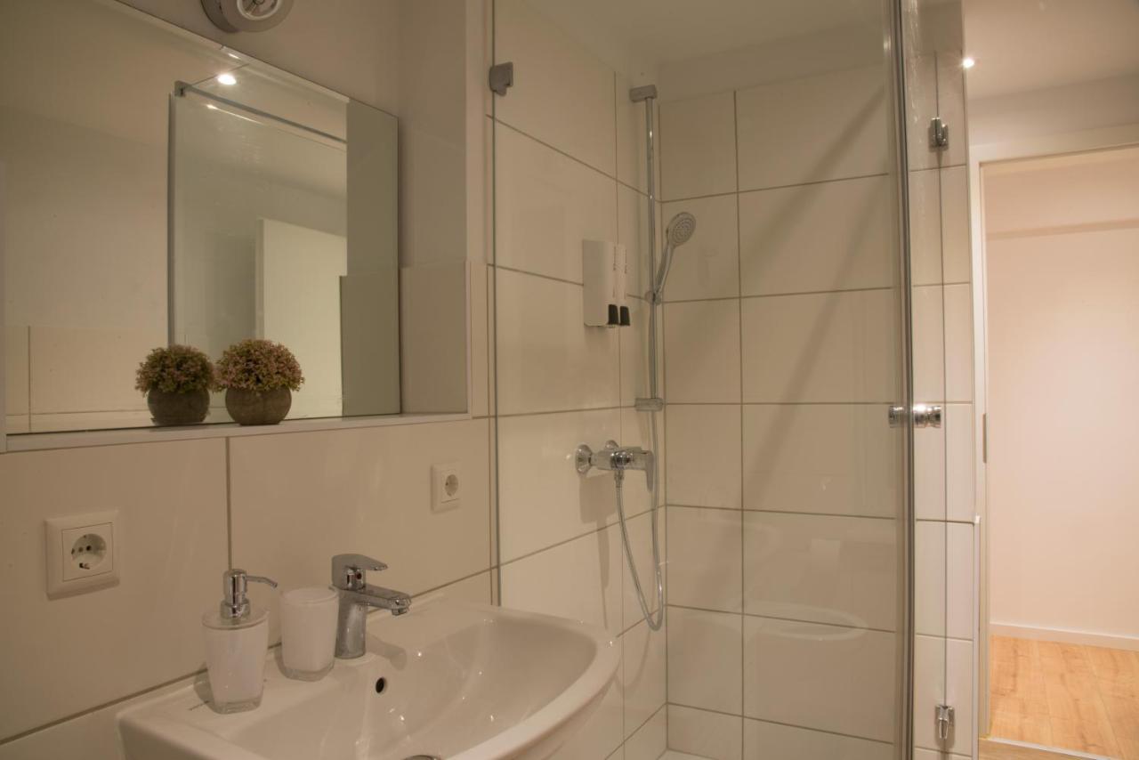 Schoene Ferienwohnung 54 M², Zentrumsnah, Kingbett Erfurt Exterior foto