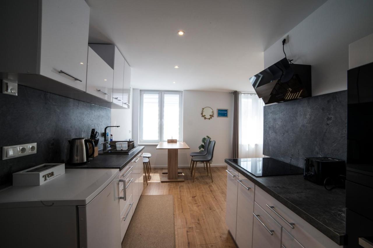 Schoene Ferienwohnung 54 M², Zentrumsnah, Kingbett Erfurt Exterior foto
