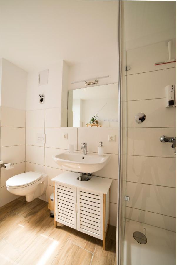 Schoene Ferienwohnung 54 M², Zentrumsnah, Kingbett Erfurt Exterior foto