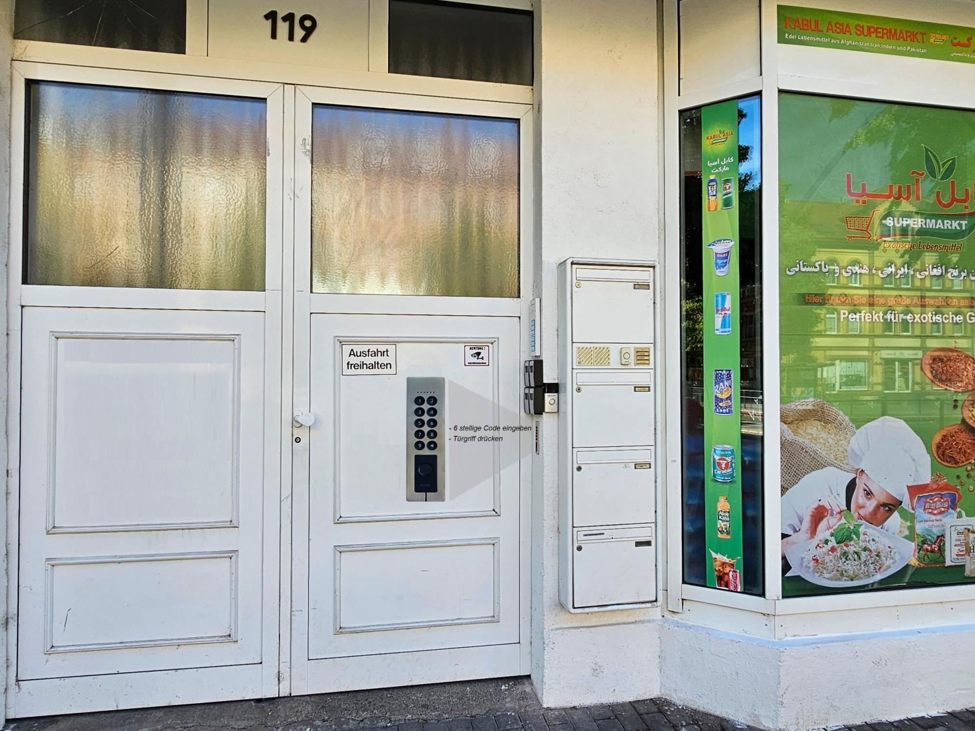 Schoene Ferienwohnung 54 M², Zentrumsnah, Kingbett Erfurt Exterior foto